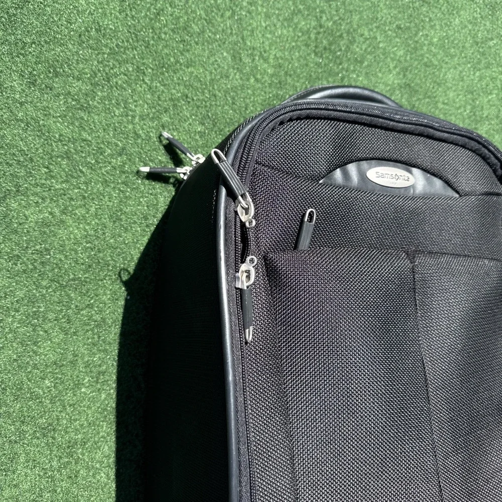 MINT Samsonite Luxury Carry-On Spinner Travel Wear Luggage Suitcase Tumi Like